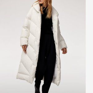 Aritzia Wilfred The Duvet Coat - White